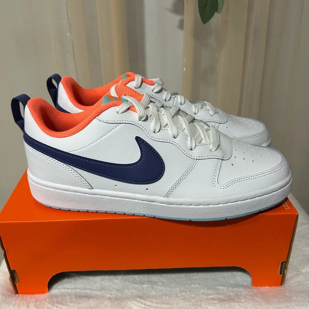 Nike 🔥 brand